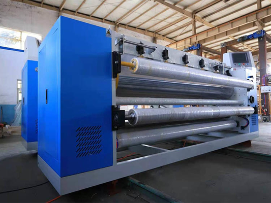 Nonwoven PUのレザーの基質のコーティングの生産ラインポリウレタン鋳造機械